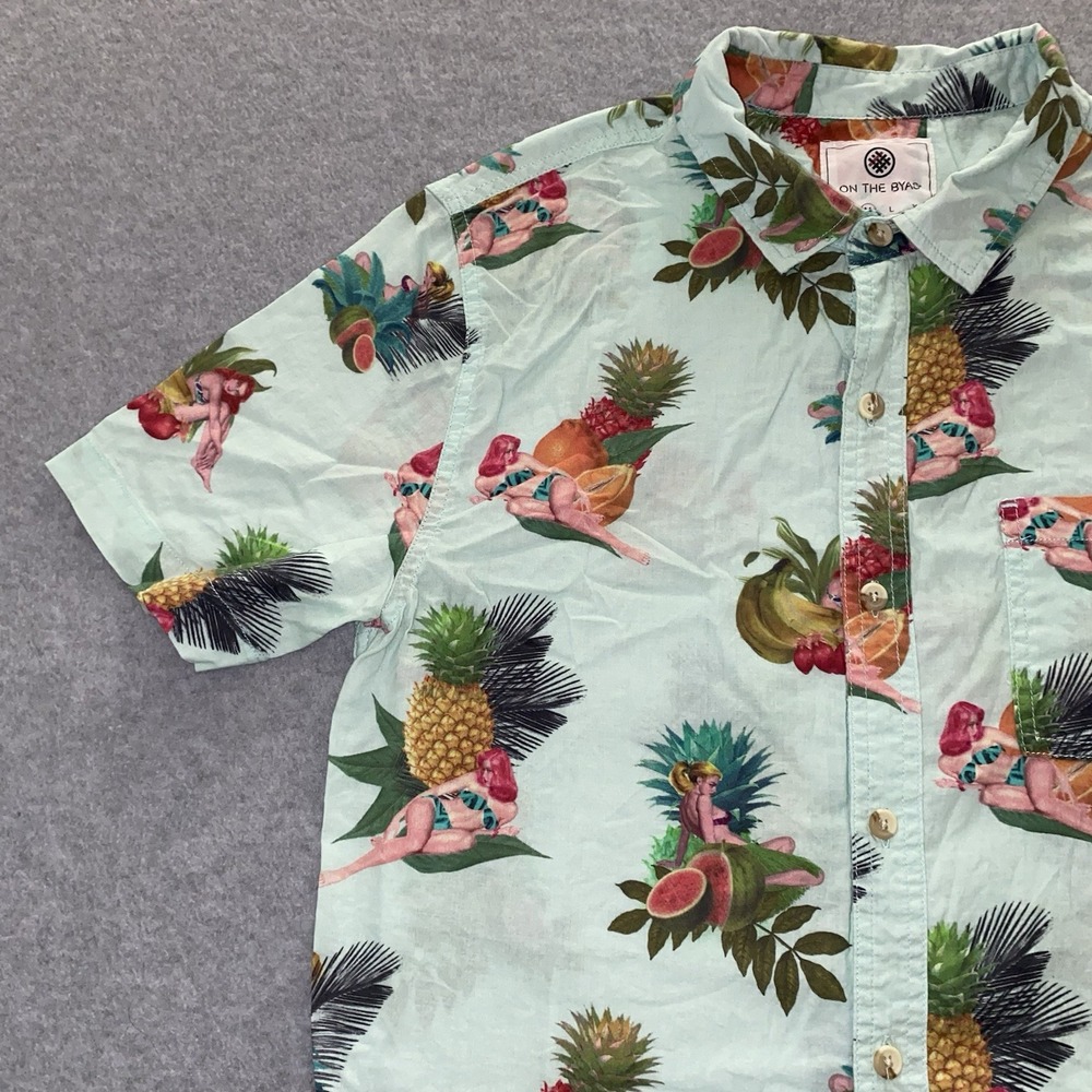 On The Byas Shirt Men's Medium Green Pinup Girls Hawaiian AOP Button Up Tropic - Picture 5 of 16